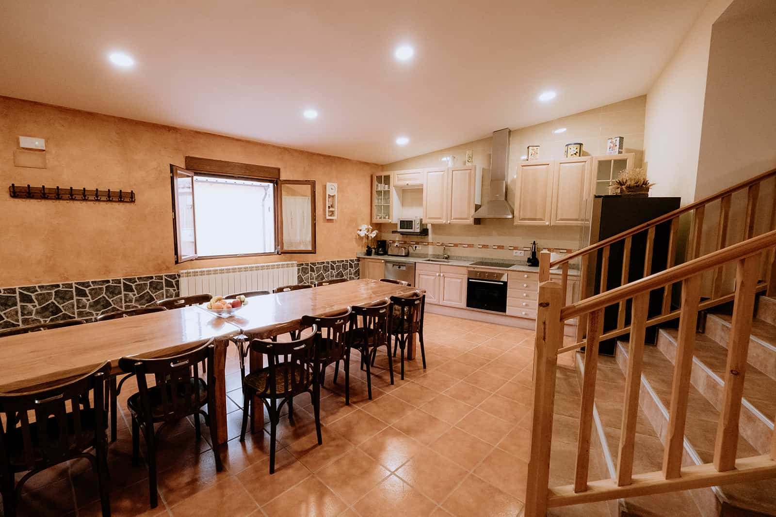 comedor casa rural Burgos para grupos grandes