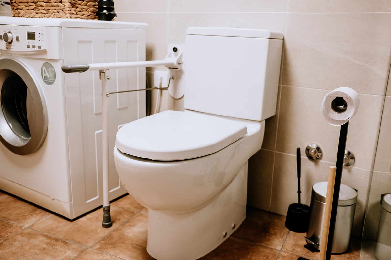 wc accesible a minusvalidos en casa rural las parras (1)